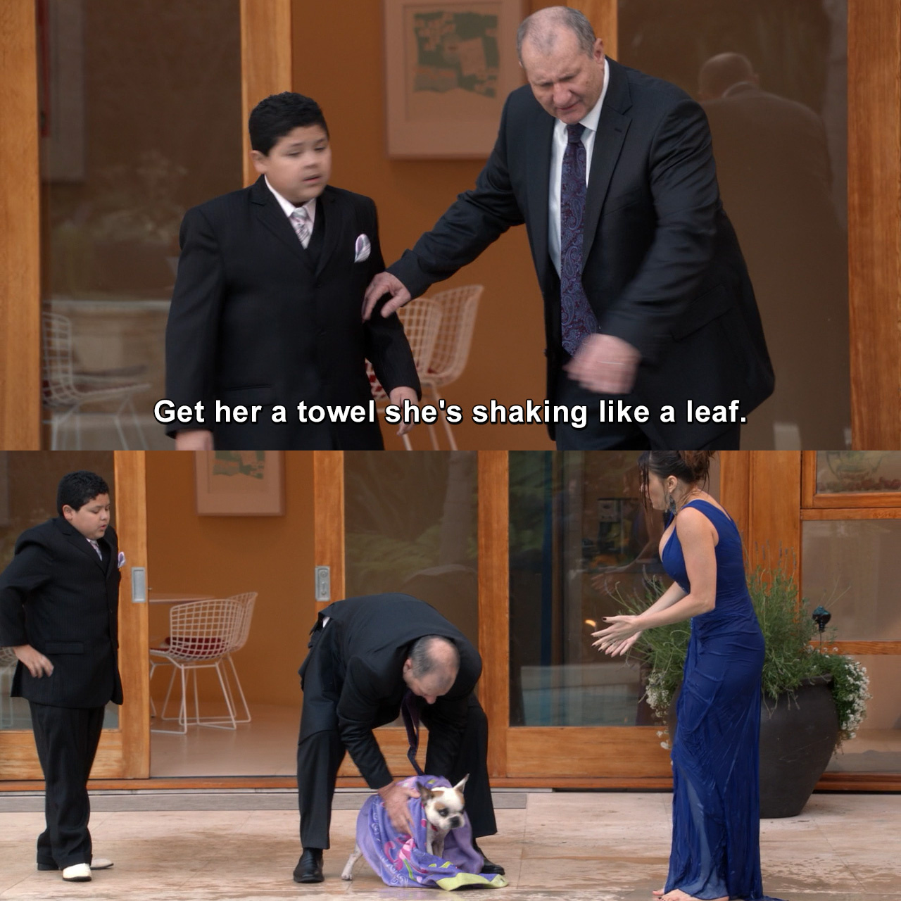 Get Her A Towel She s Shaking Like A Leaf Modern Family TVgag