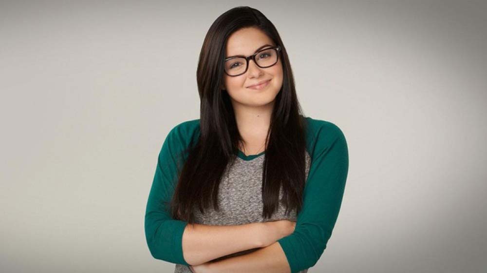 I can not imagine Modern Family without snarky, sarcastic, sharp witted Ale...